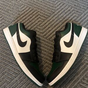 Air Jordan 1 Low 553558-371 Men's Size 10 - Excellent Condition